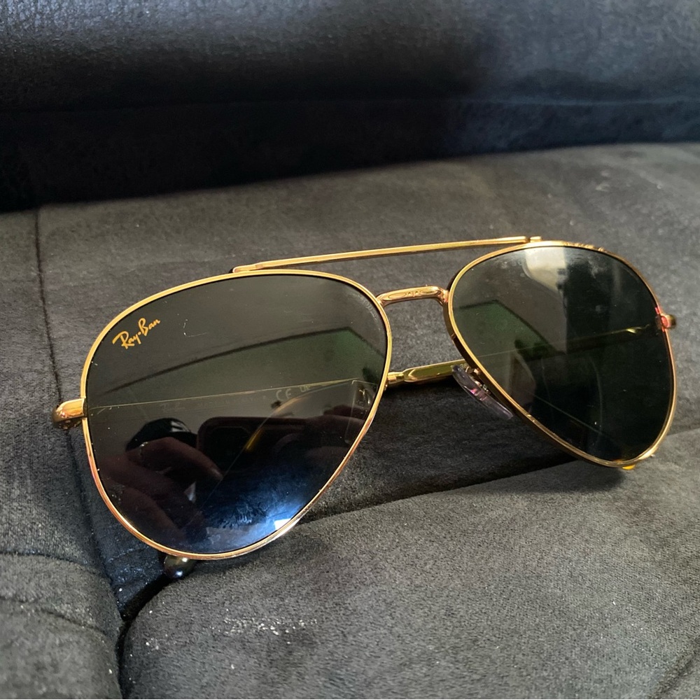 Ray-Ban Classic Gold Frame Sunglasses